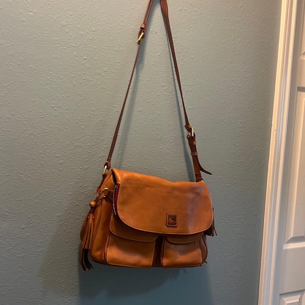 Dooney & Bourke leather purse